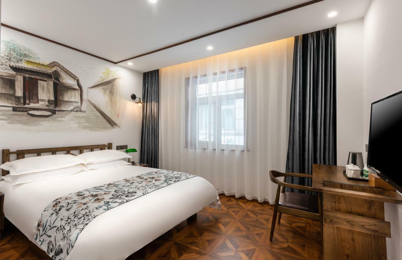 Nostalgia Hotel Near Prince Gong'S Mansion- Beihai Park, Tian'Anmen Square, Nanluoguxiang Hutong, Huguosi Hutong Snack Street, 5 Minutes Walk Away From Ping'Anli Subway Station, Free Ice Cream And Laundry Service,English Communication Well Peking Exteriér fotografie